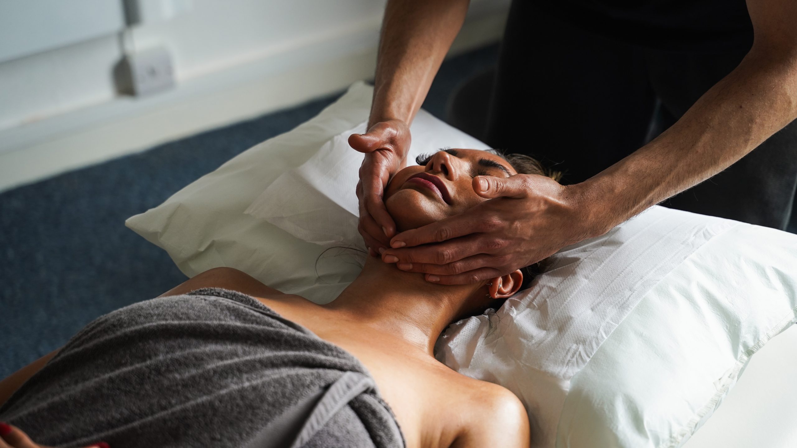 Indian Head Massage Treatment 5-Star Rated In Bournemouth, Dorset
